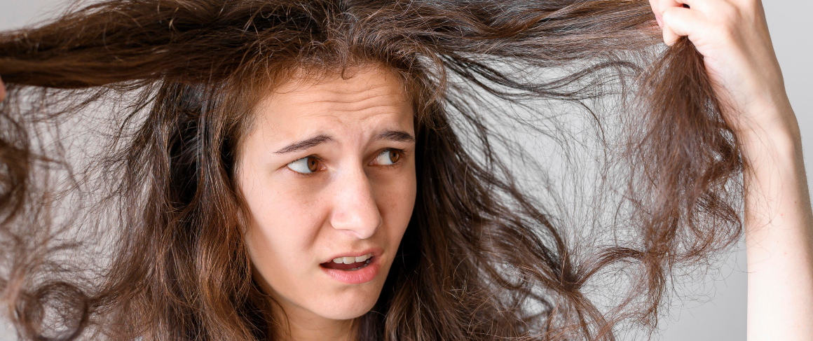 Miten kosteuttaa kuivia hiuksia: Vinkkejä hiusten kosteuttamiseen tänään.