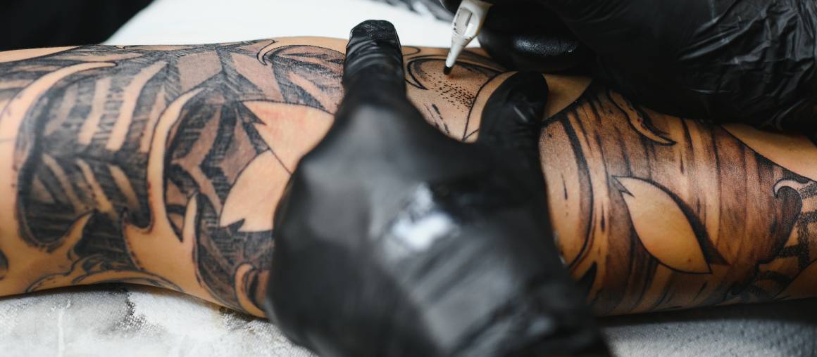 Vähentääkö CBD-öljyn käyttö ennen tatuointia kipua?